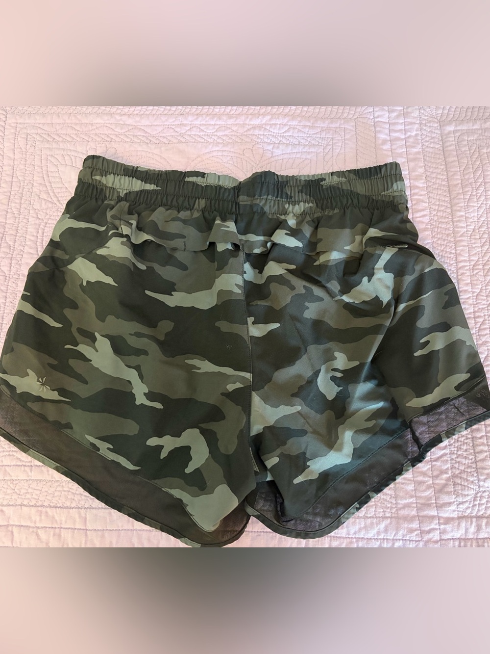 Athleta Women's Camo Mesh Racer Run Short